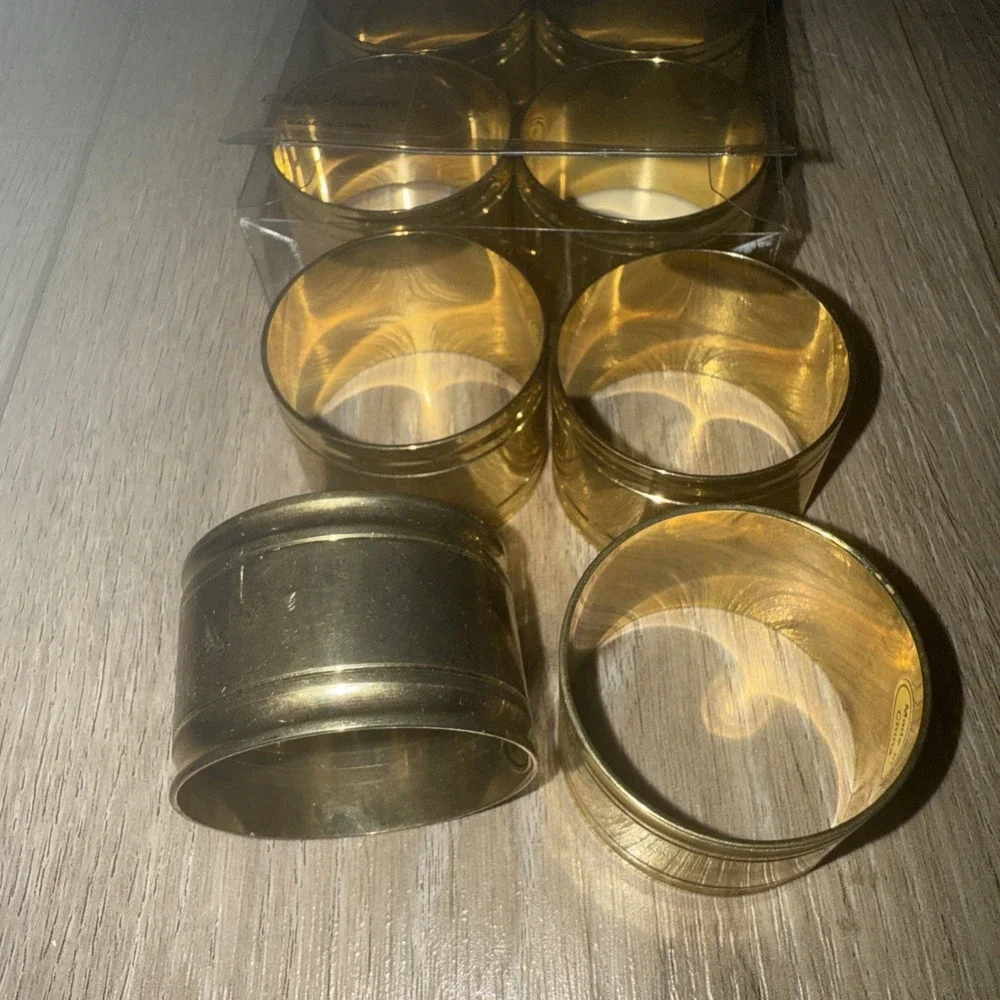 Noble Excellence Set Of 8 Gold Tone Napkin‎ Ring Holders 4 New